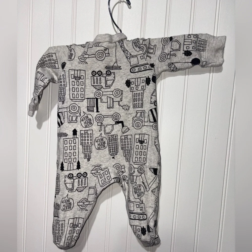 Gray Carter Kids One Piece Construction Print Onesie| Size 3 months paired
